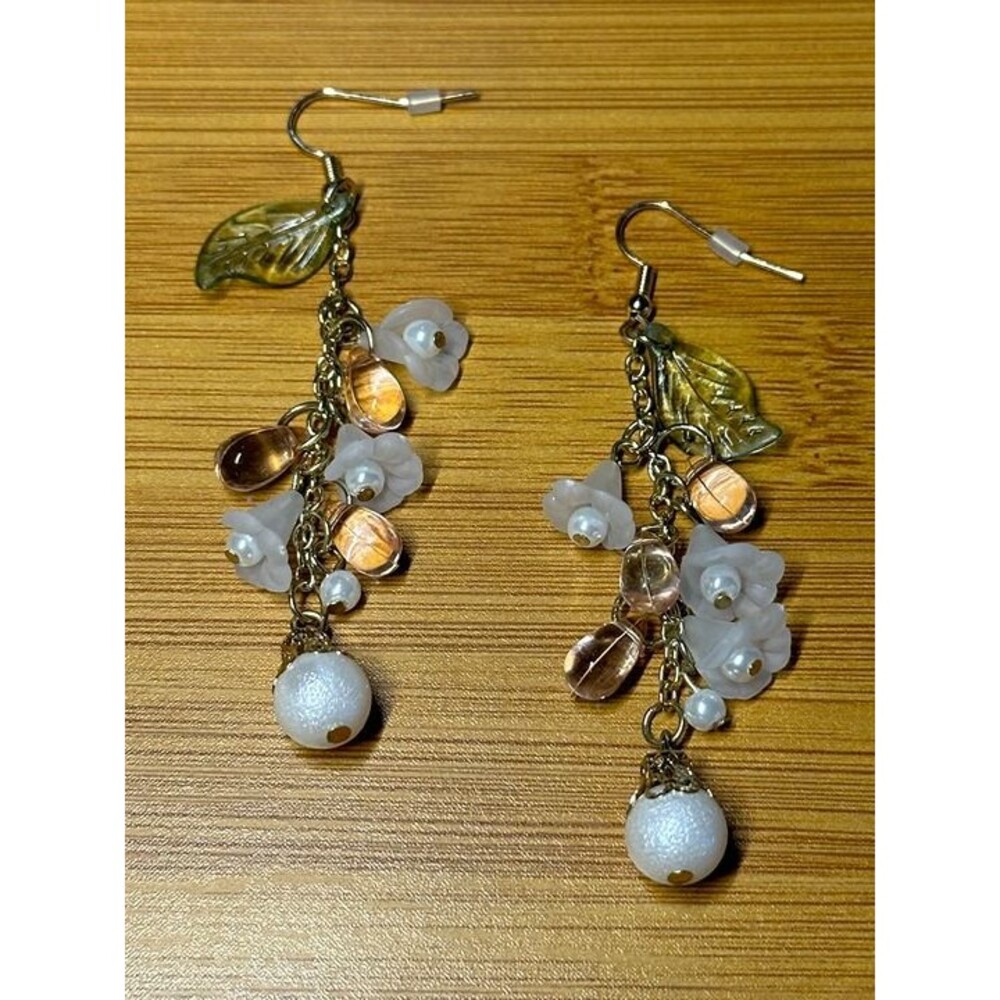 green leaf and floral bead cluster dangle earrings boho statement jewelry nwt